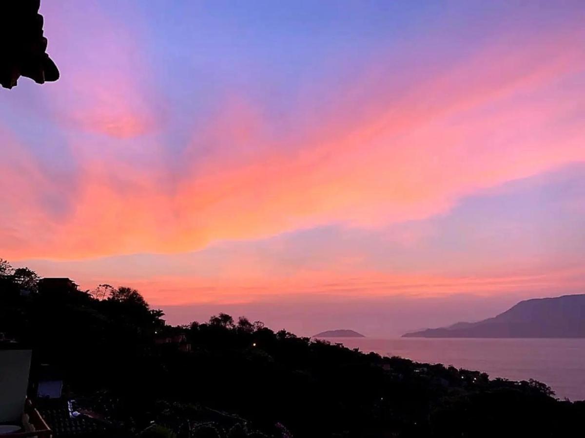 Residencia Em Condom, 1 Ou 2 Suites, Vista Para O Mar, Praia Do Curral, Ilhabela Bagian luar foto