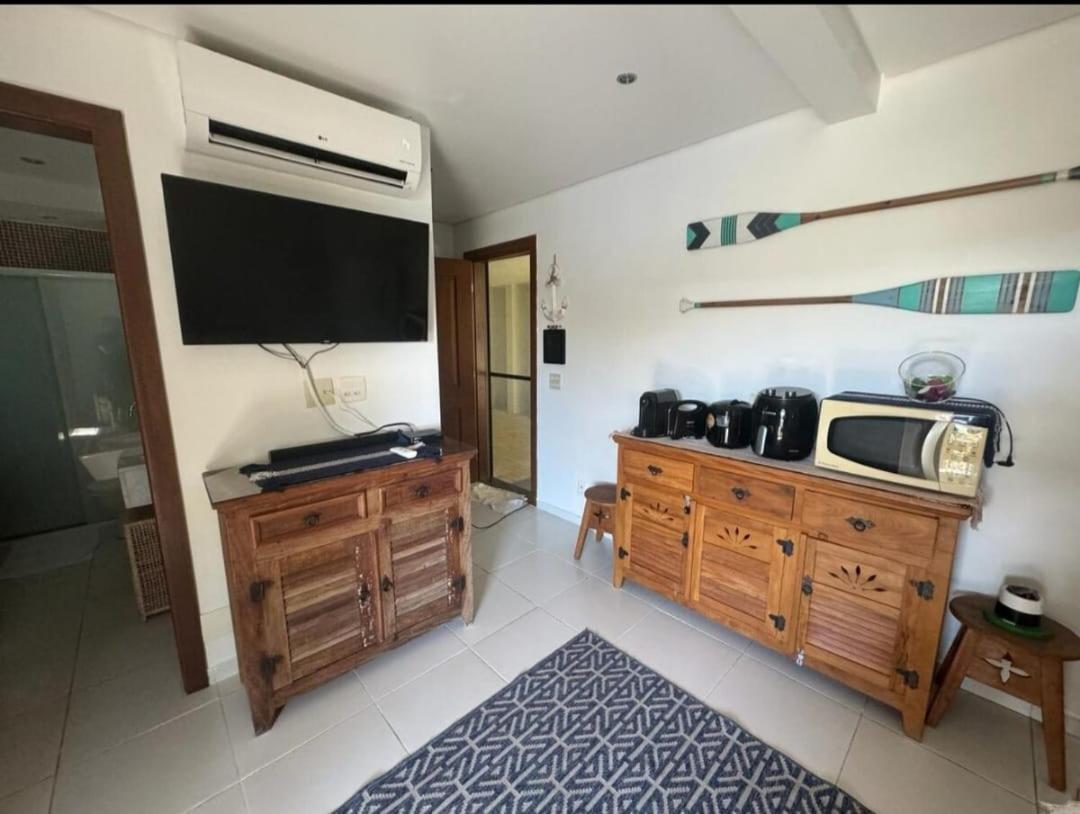 Residencia Em Condom, 1 Ou 2 Suites, Vista Para O Mar, Praia Do Curral, Ilhabela Bagian luar foto