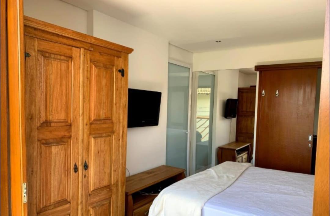 Residencia Em Condom, 1 Ou 2 Suites, Vista Para O Mar, Praia Do Curral, Ilhabela Bagian luar foto